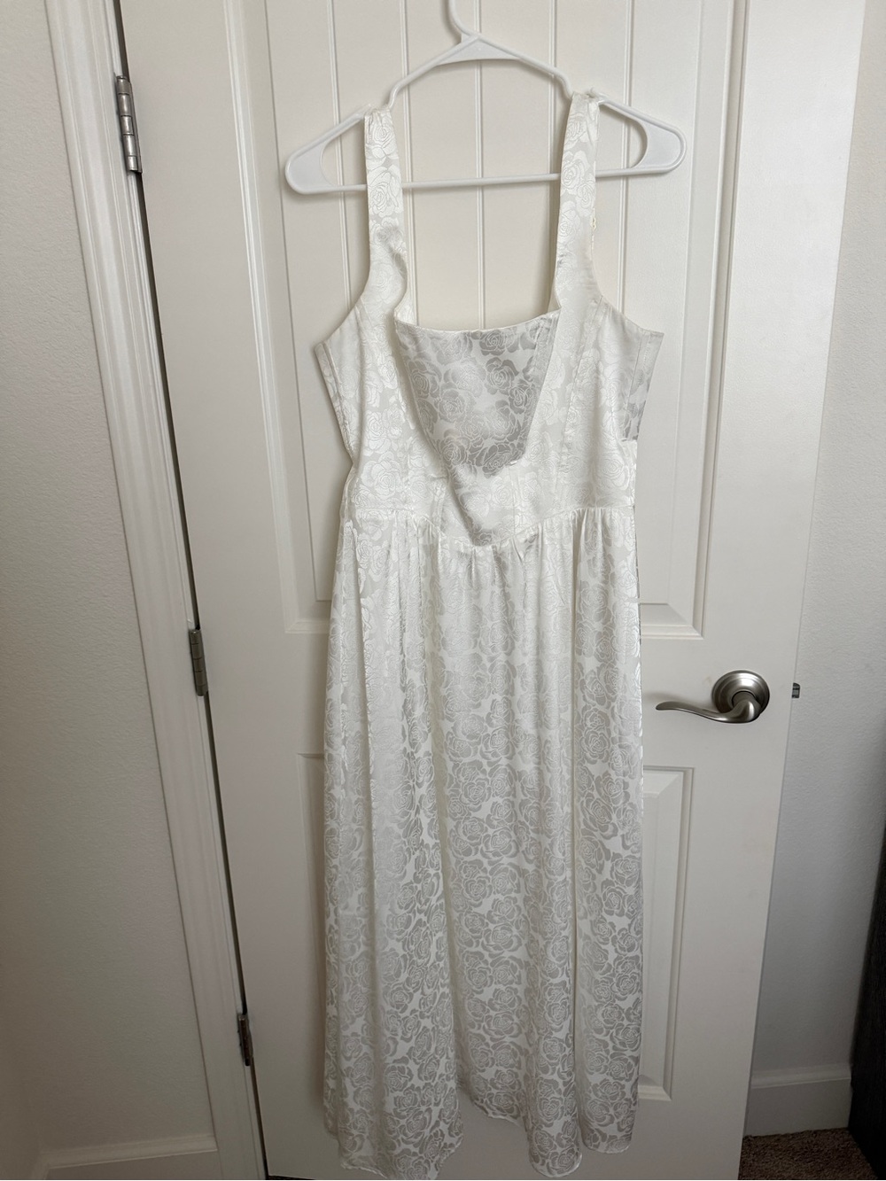 Show Me Your MuMu White Floral Lace Dress